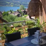 With Amazing Lake- And Mountain View Ober Feuchten