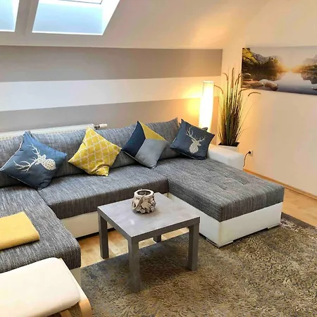 With Amazing Lake- And Mountain View Apartamento Ober Feuchten