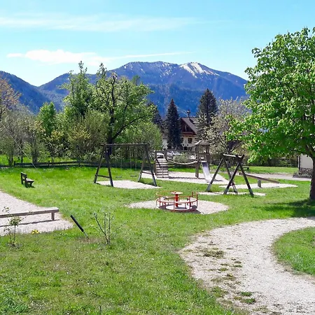Daire With Amazing Lake- And Mountain View Ober Feuchten