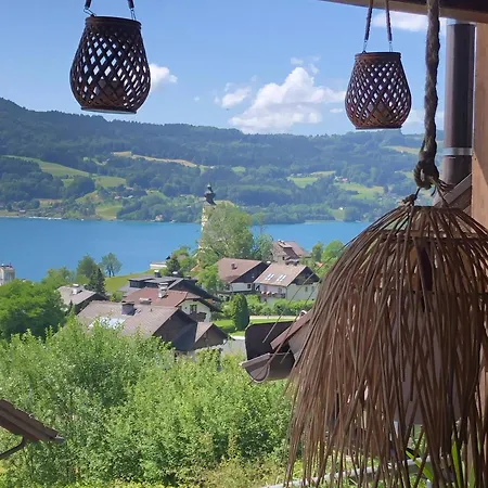 Daire With Amazing Lake- And Mountain View Ober Feuchten