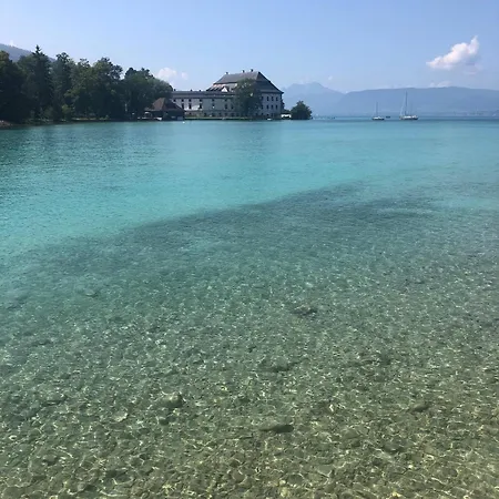 With Amazing Lake- And Mountain View * Ober Feuchten
