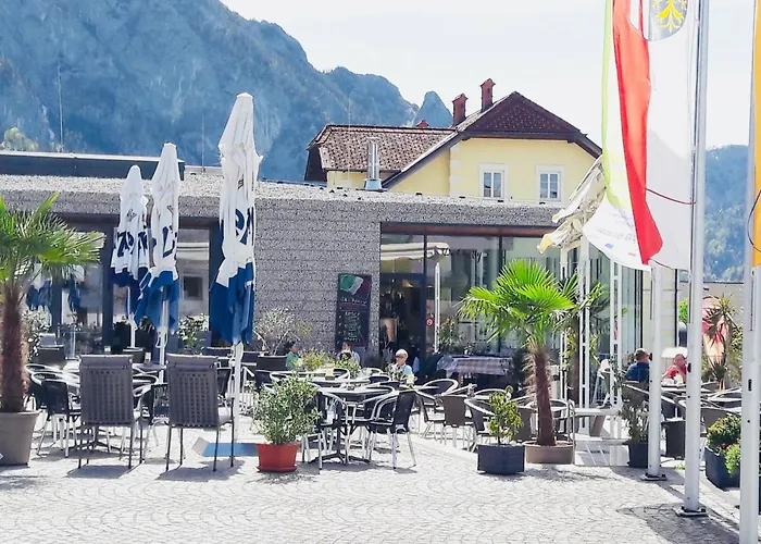 With Amazing Lake- And Mountain View *