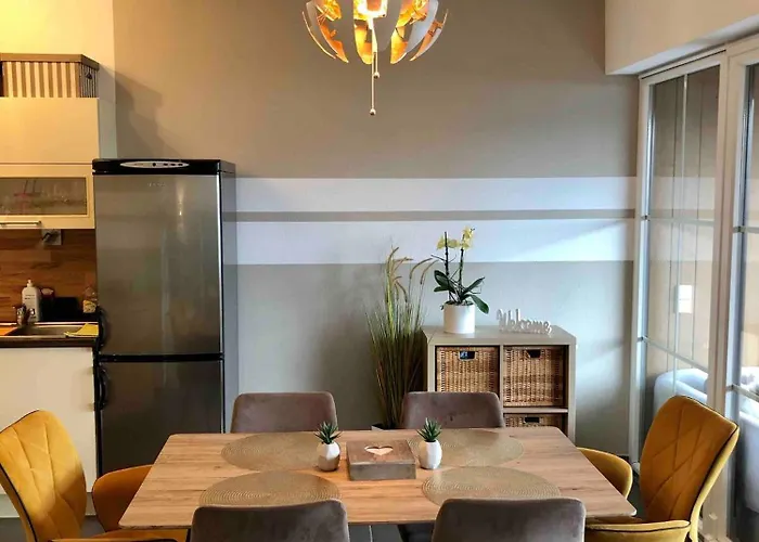 With Amazing Lake- And Mountain View