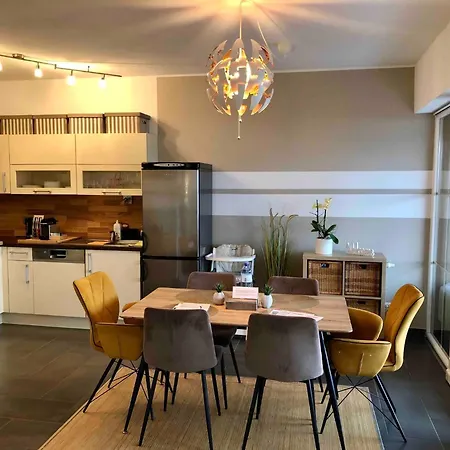 Appartement With Amazing Lake- And Mountain View