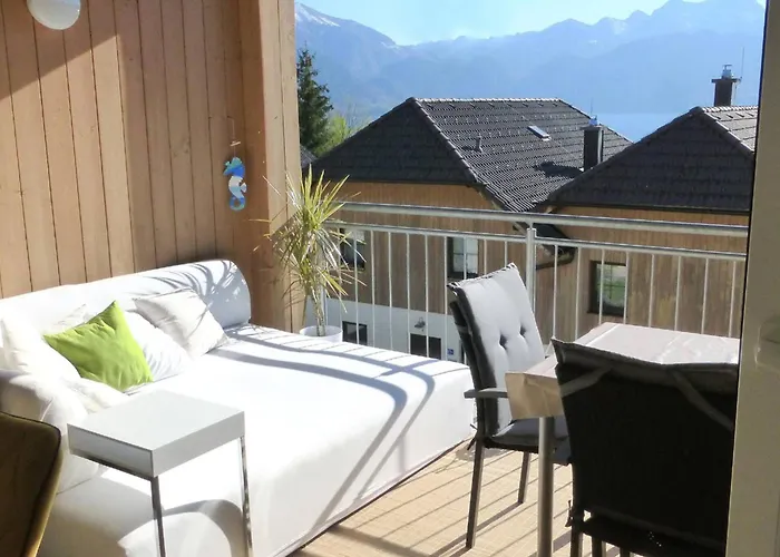 With Amazing Lake- And Mountain View Appartement