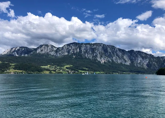 With Amazing Lake- And Mountain View Appartement